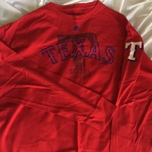 Men’s Texas Rangers long sleeve tee
